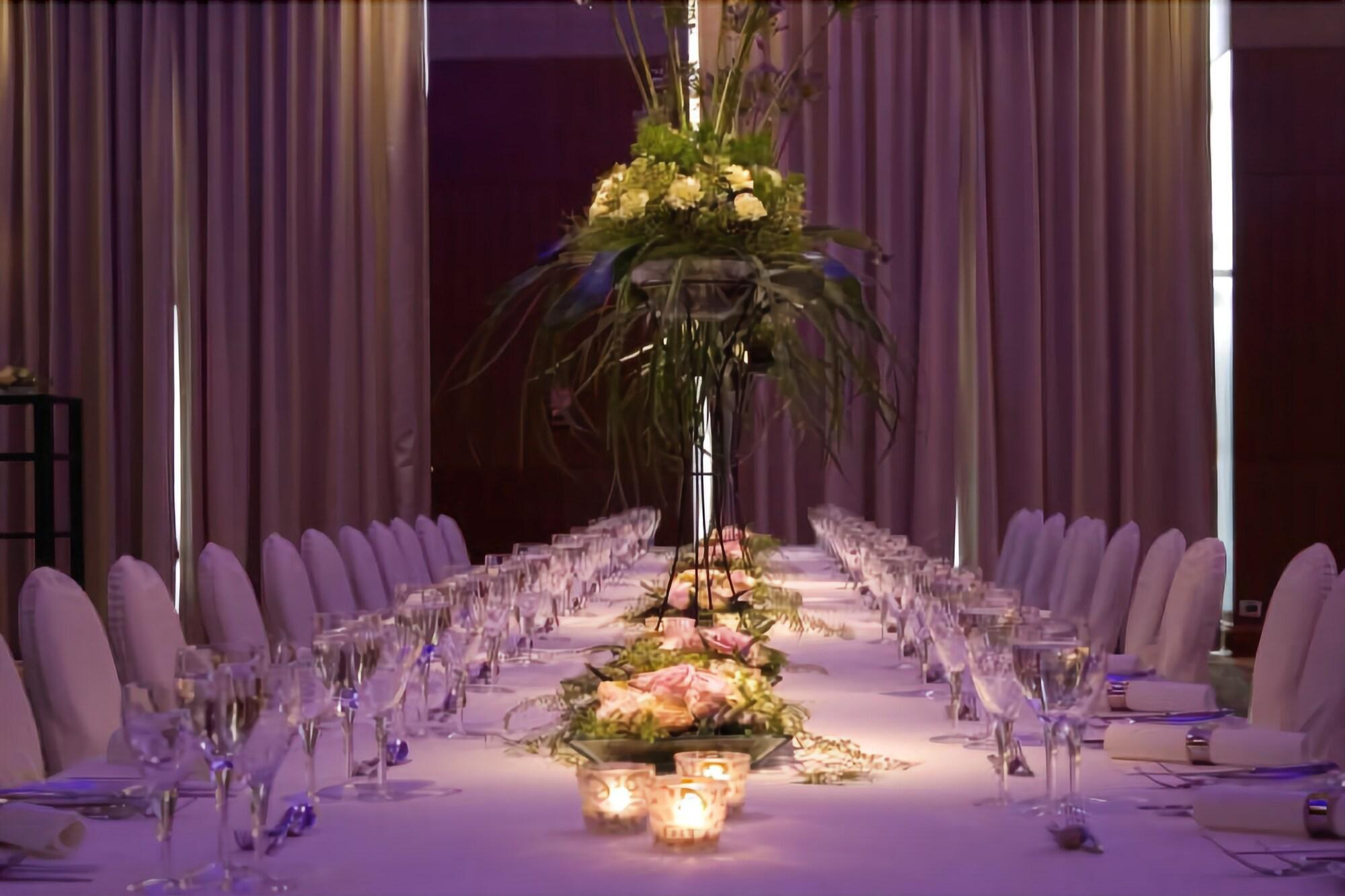 Montcalm Brewery, London City Экстерьер фото The table at the 2008 Nobel Prize dinner