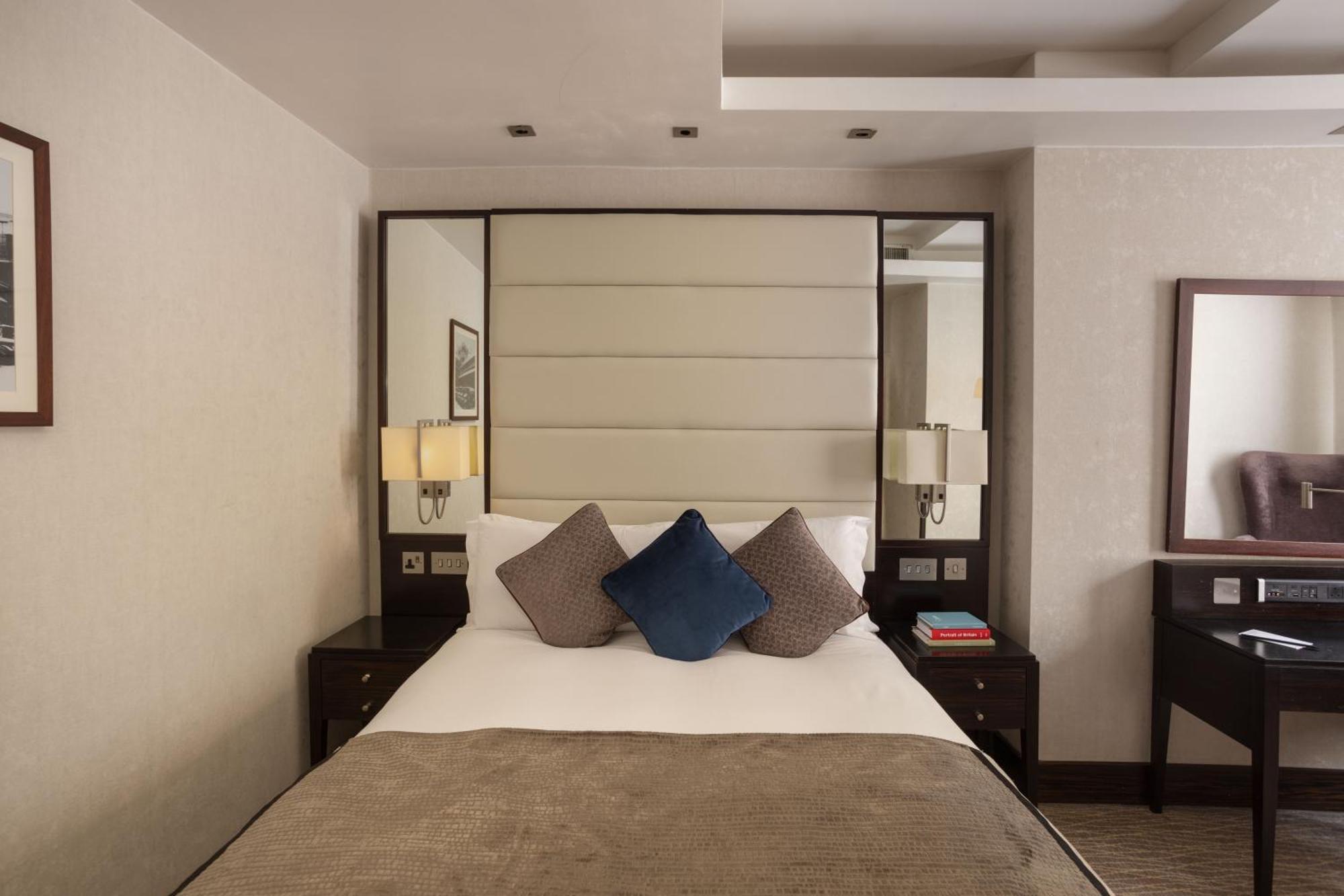 Montcalm Brewery, London City Экстерьер фото A bedroom at the hotel